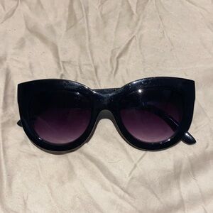 Steve Madden sunglasses